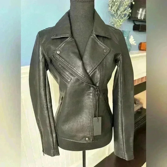 NWT BLANK NYC Vegan Leather Moto Jacket ~ Black ~ XS - Picture 6 of 14